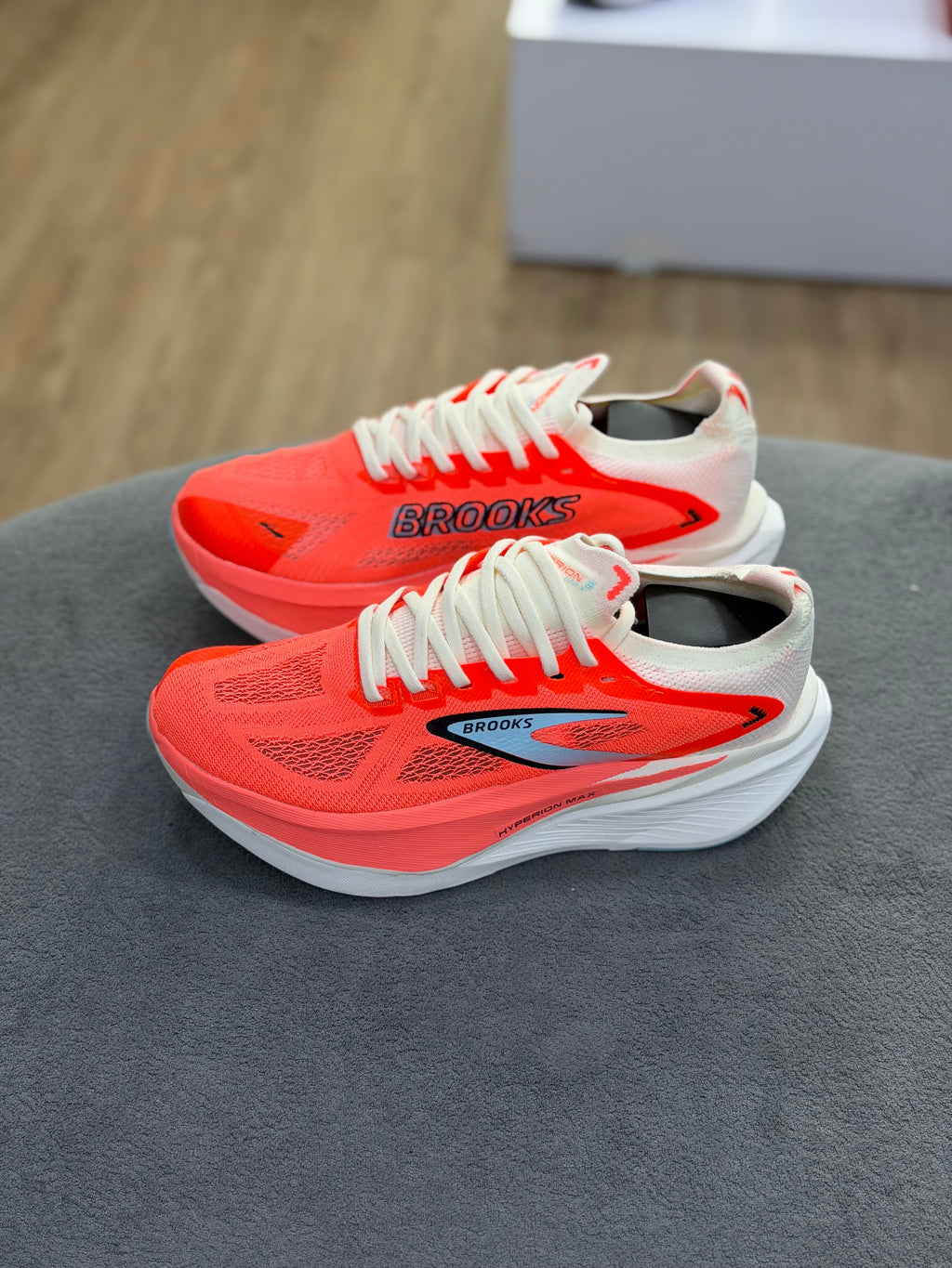 BROOKS HYPERION