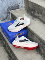 BROOKS