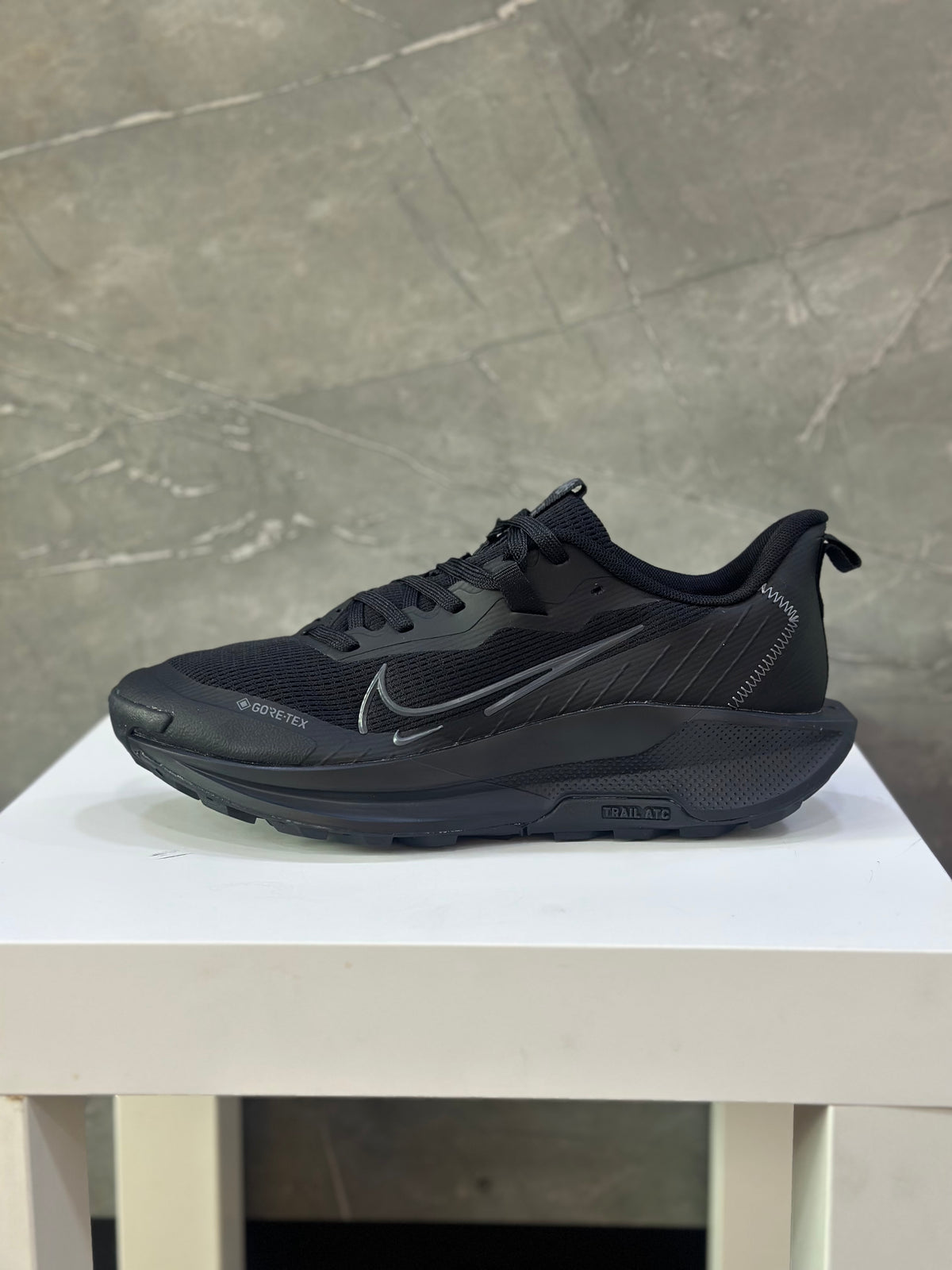 NIKE TRAIL PEGASUS