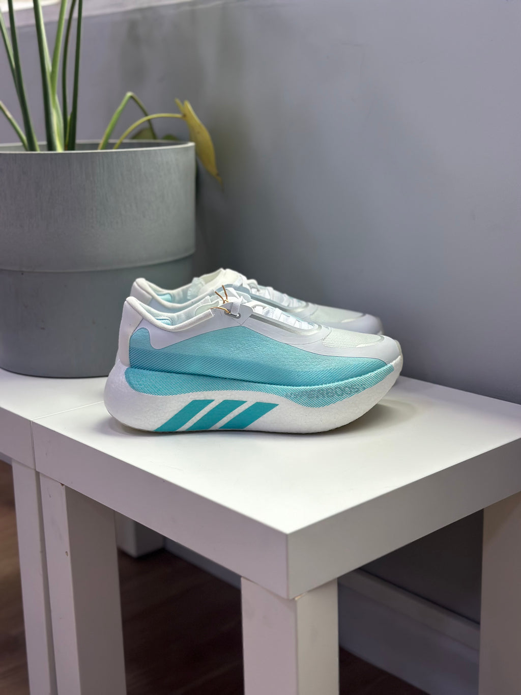 ADIDAS HYPERBOOST