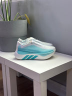 ADIDAS HYPERBOOST