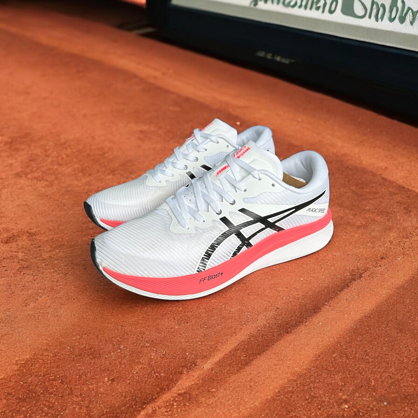 ASICS MAGICSPEED