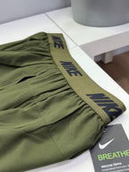 NIKE SHORT LICRA