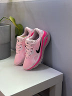 NIKE STRUCTURE