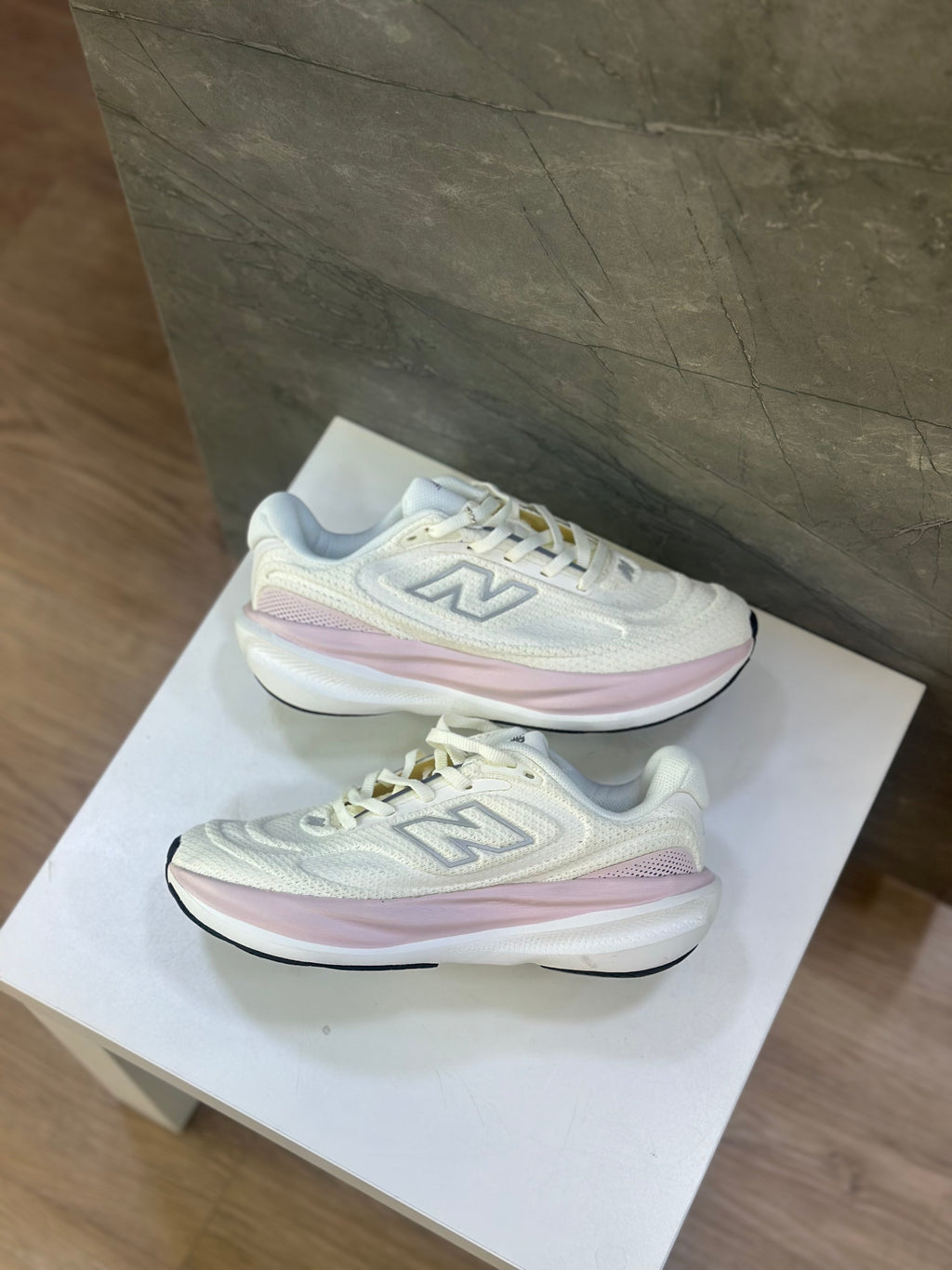 NEW BALANCE 1080