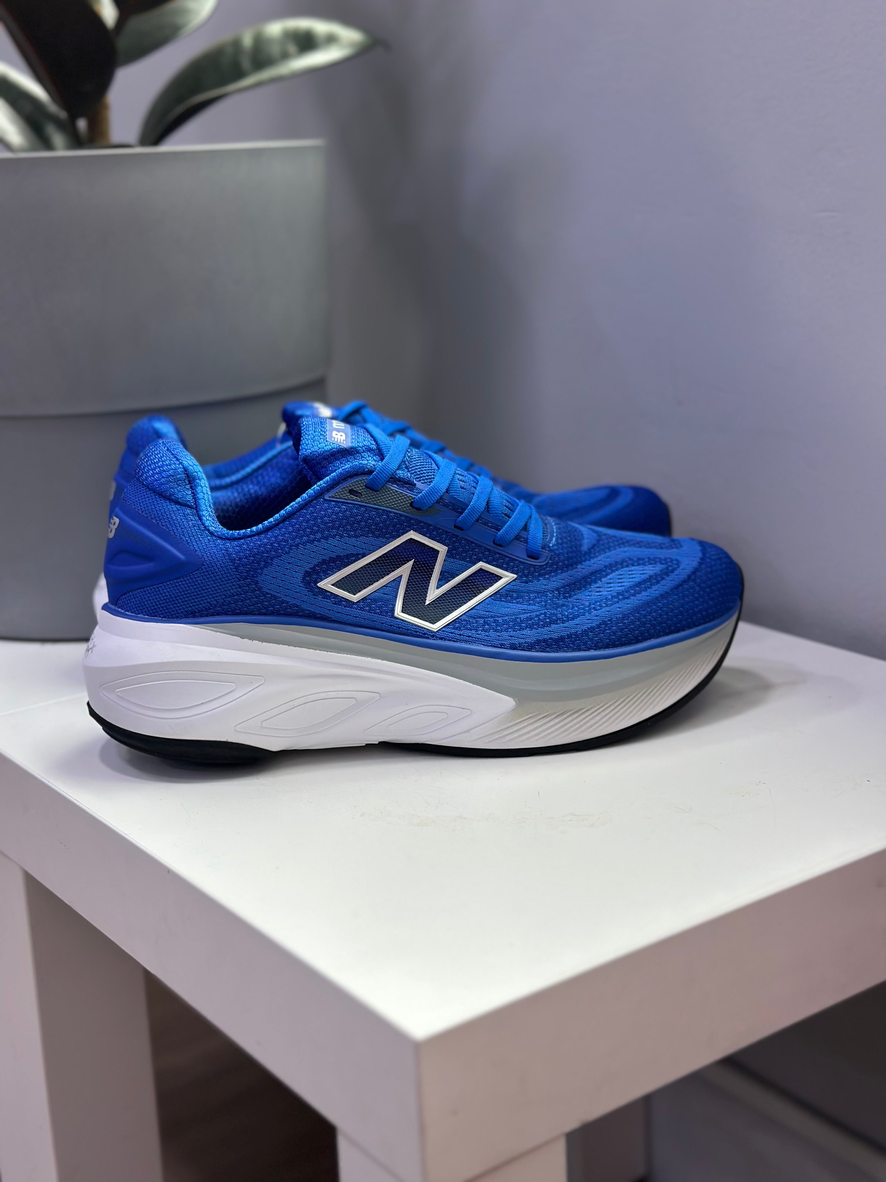 NEW BALANCE X MORE V6