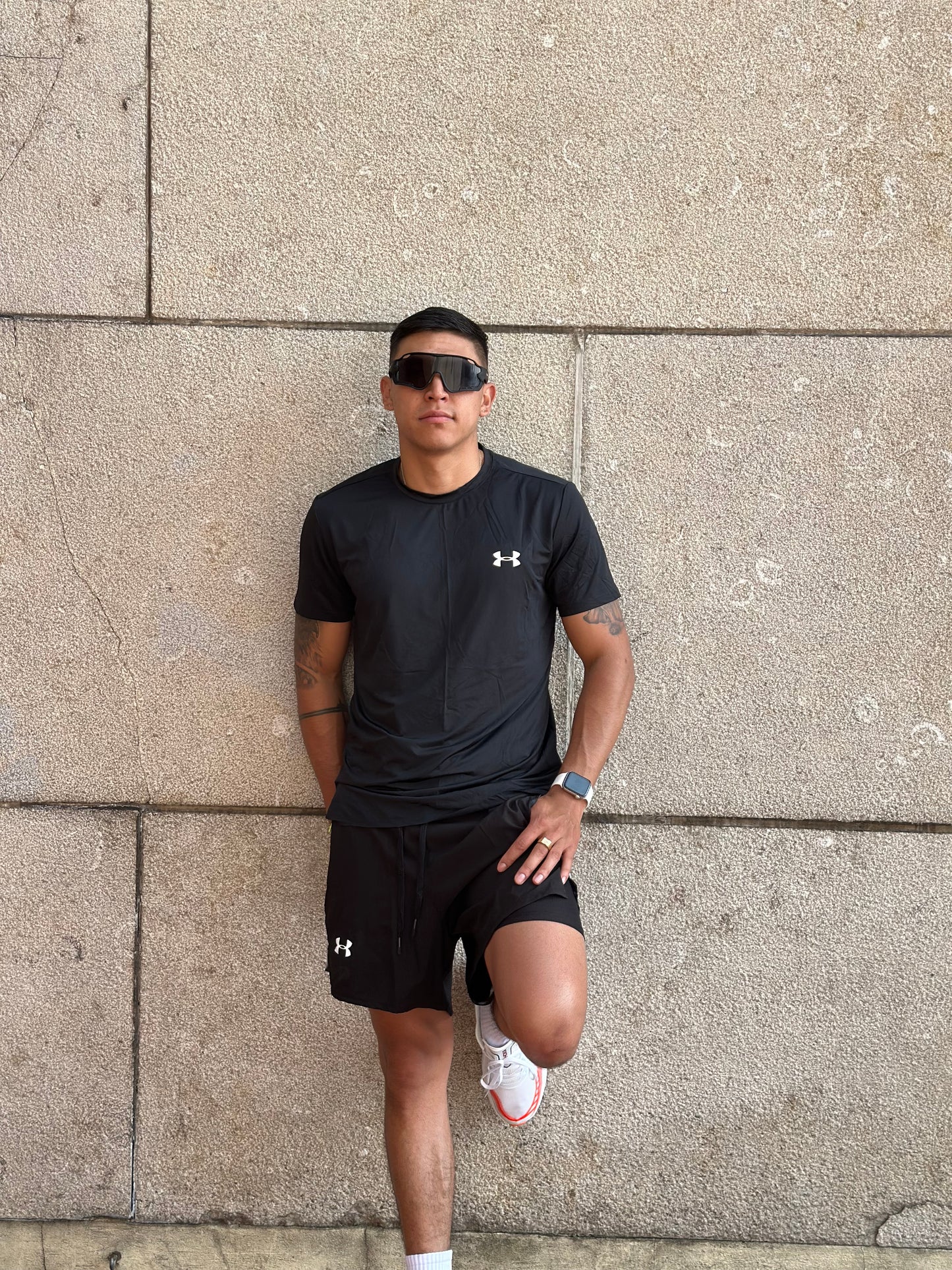 SET UNDER ARMOUR
