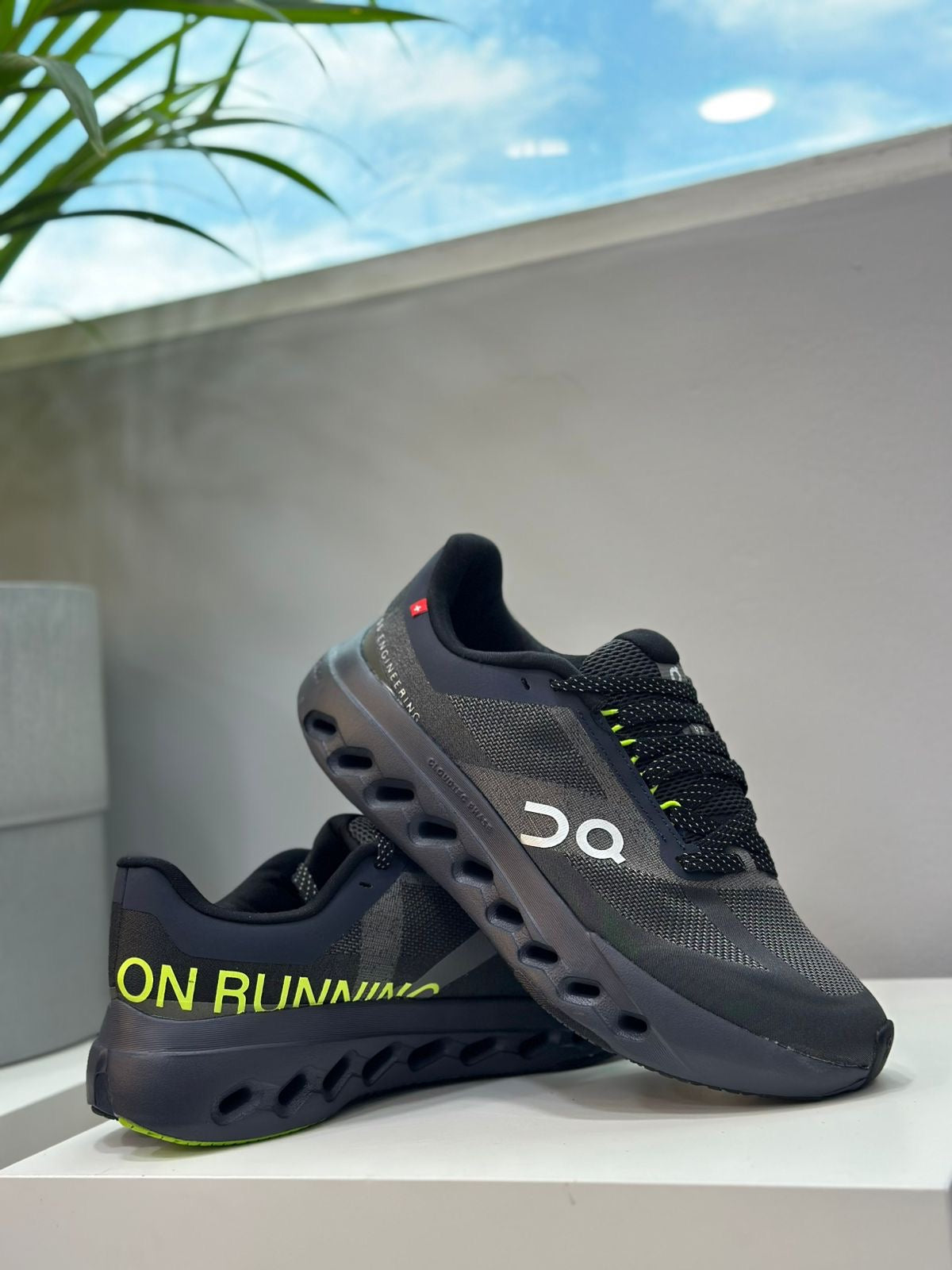 ON CLOUD SURFER NEXT