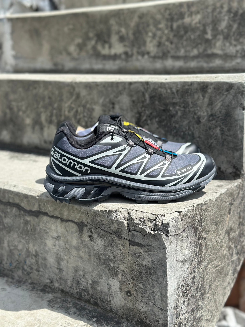 SALOMÓN XT-6