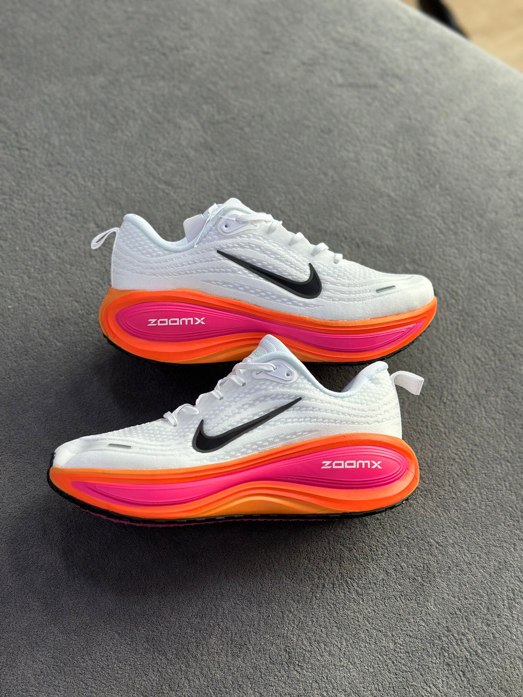 NIKE VOMERO PLUS