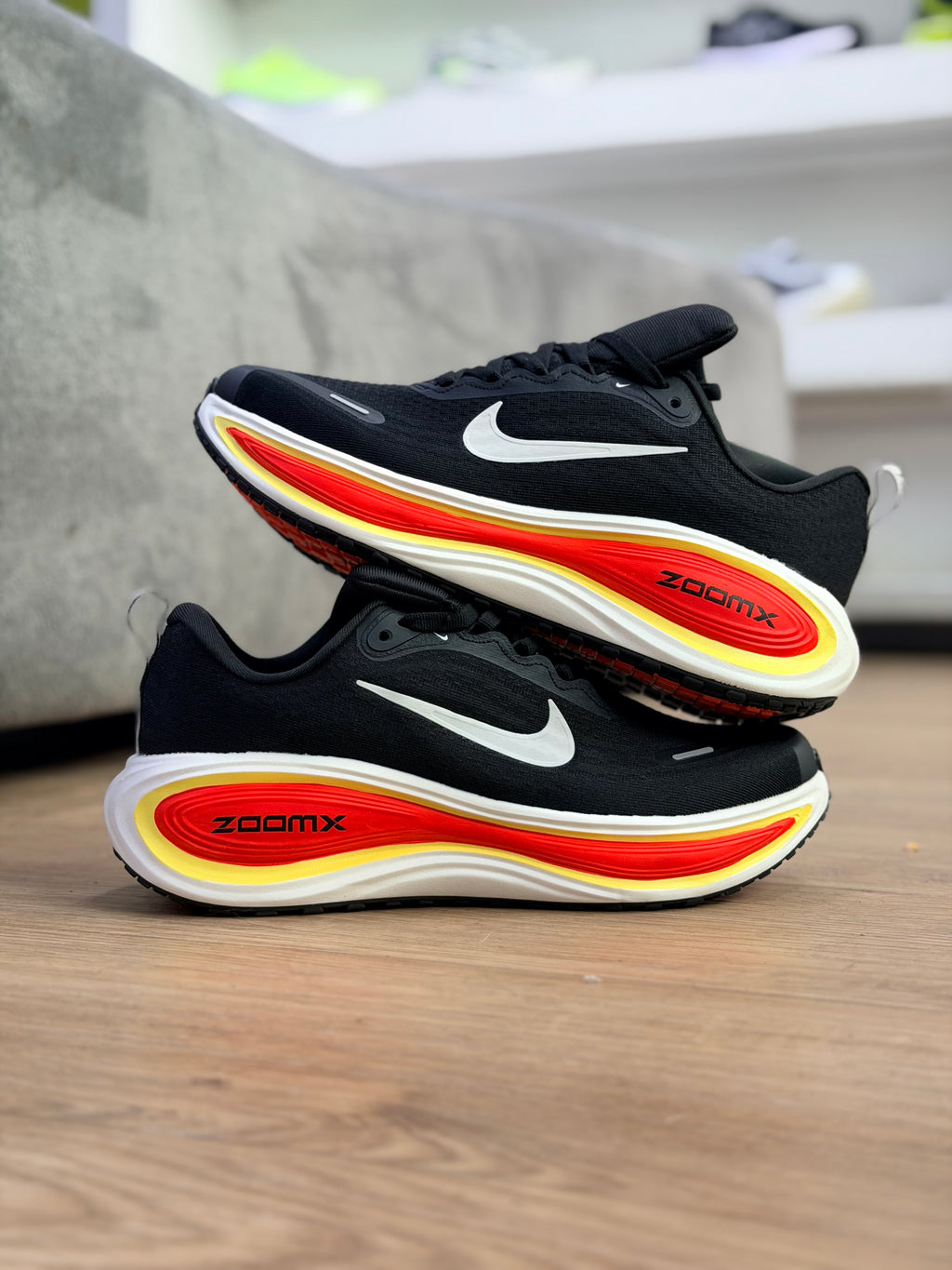 NIKE VOMERO PLUS