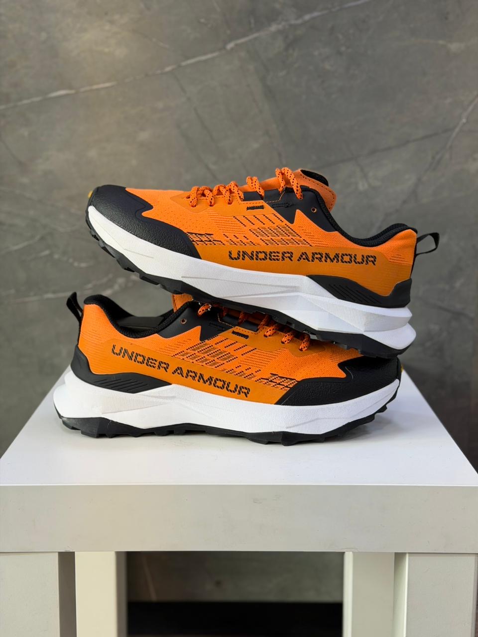 UNDER ARMOR