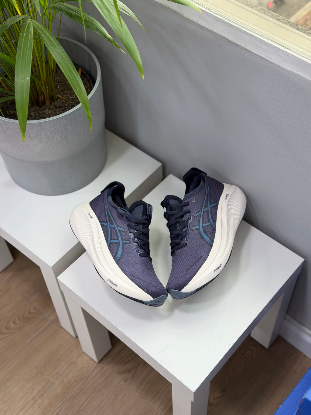 ASICS NIMBUST 27