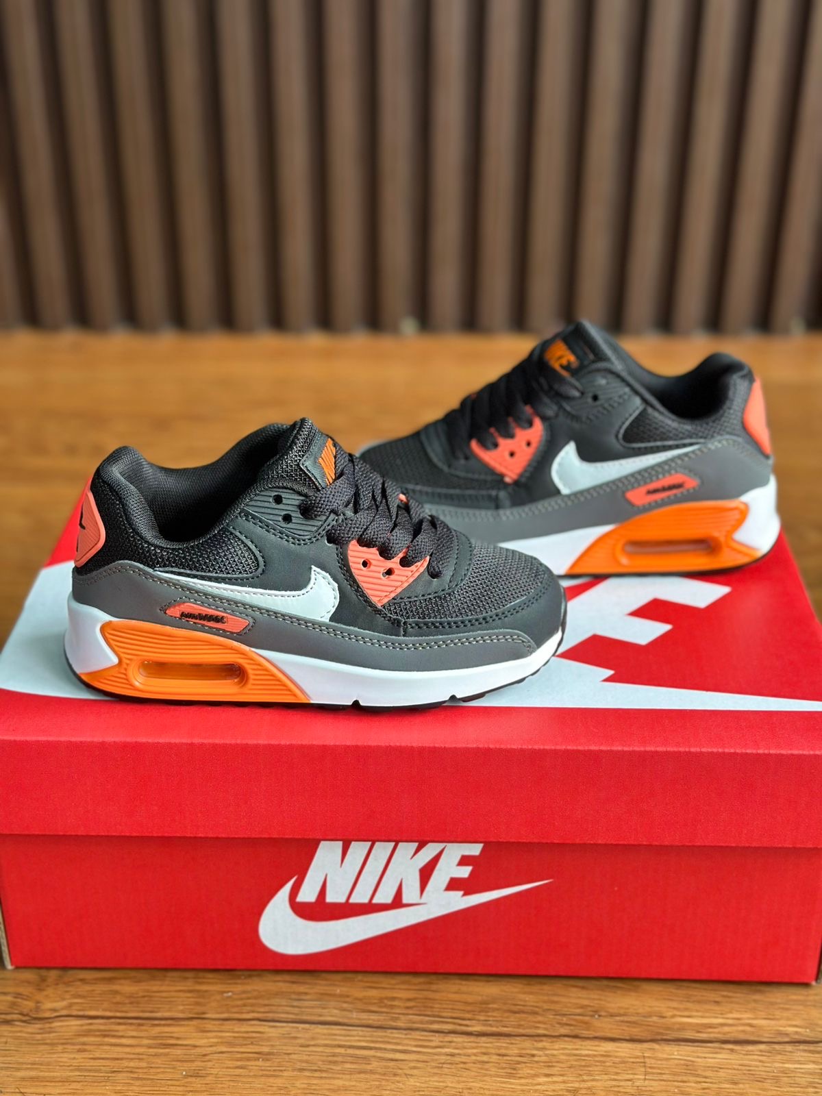 NIKE AIRMAX 90