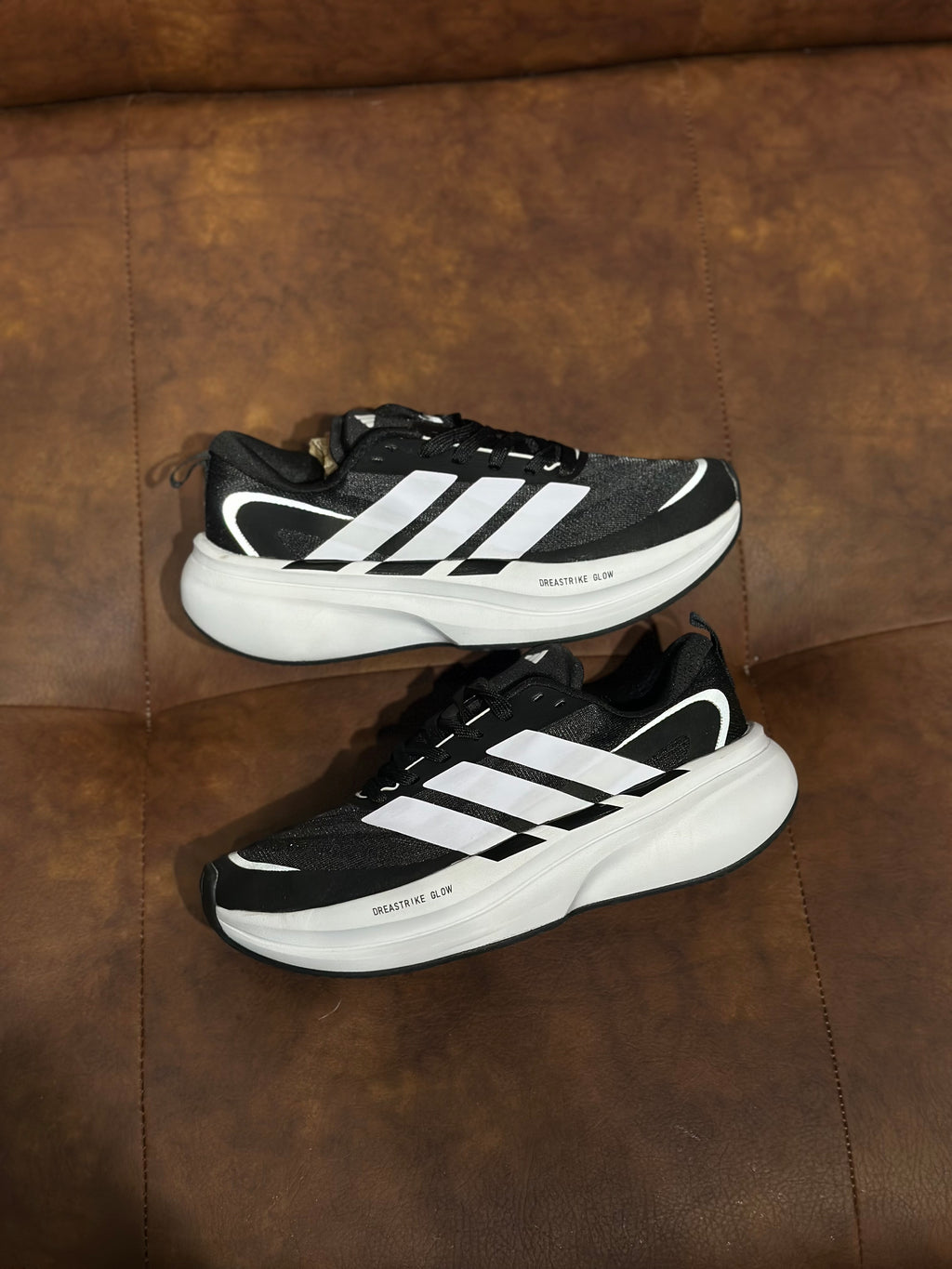 ADIDAS DREAMSTRIKE GLOW
