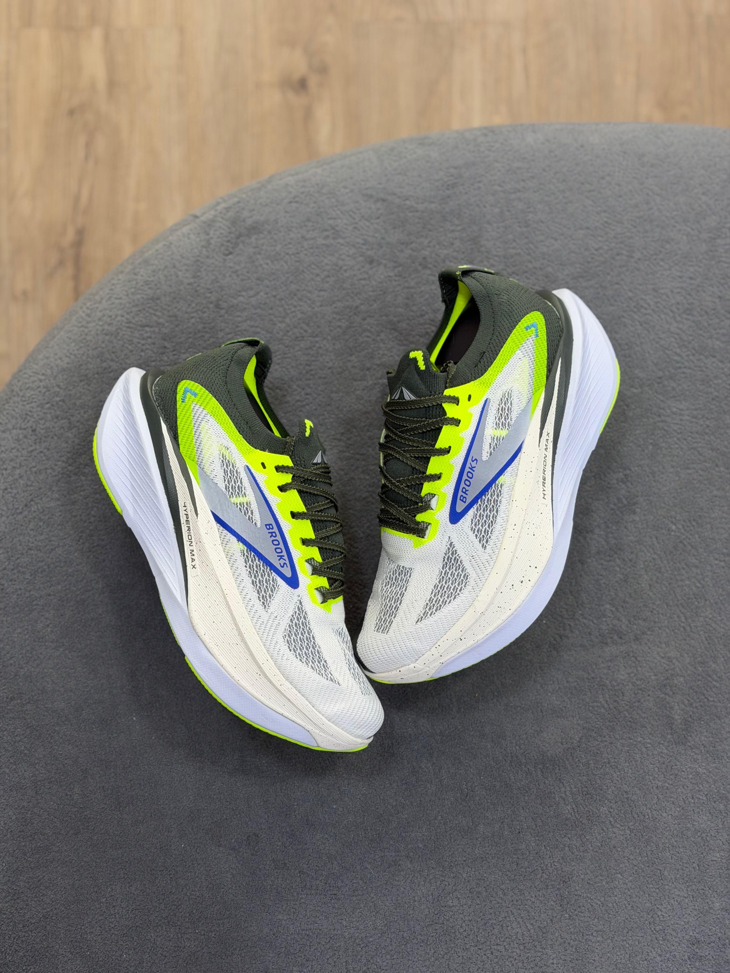 BROOKS HYPERION