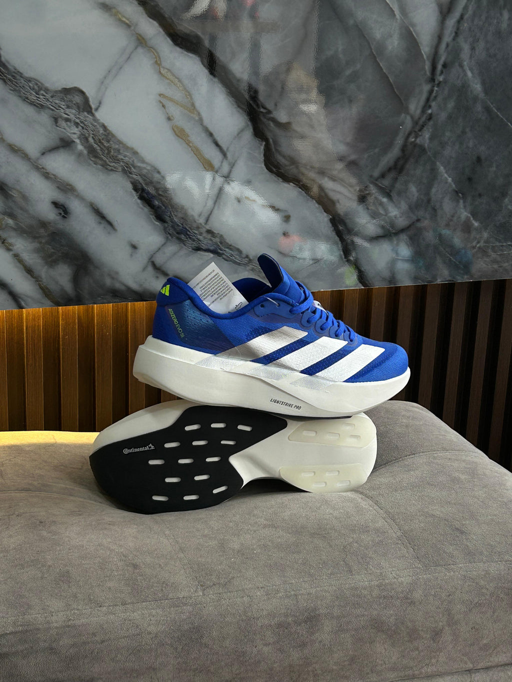 ADIZERO SL