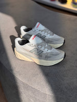 NEW BALANCE REBEL