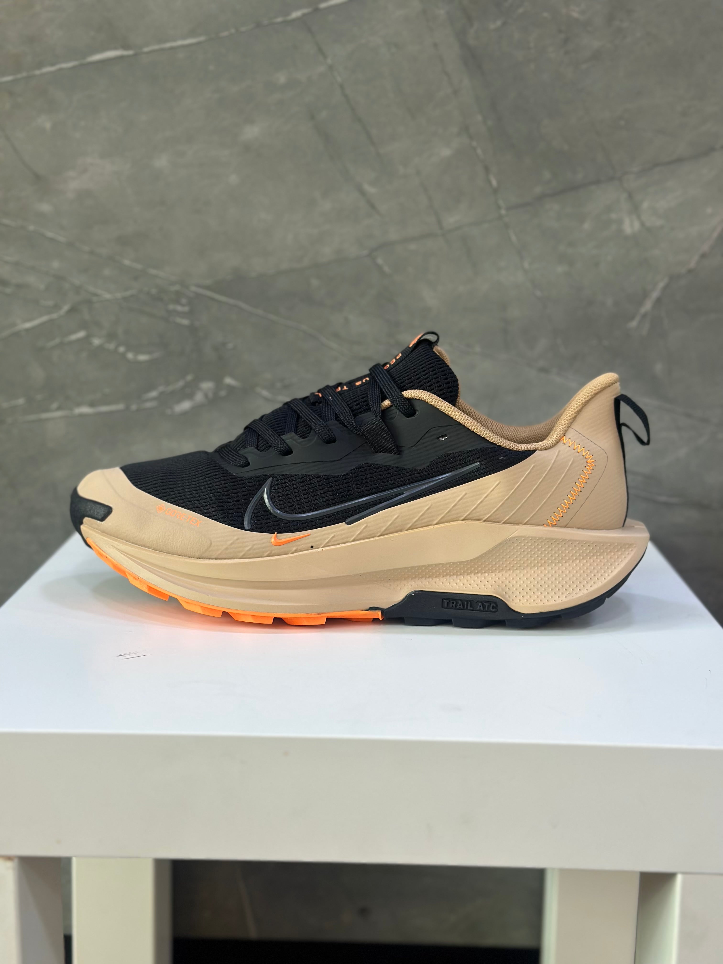 NIKE TRAIL PEGASUS