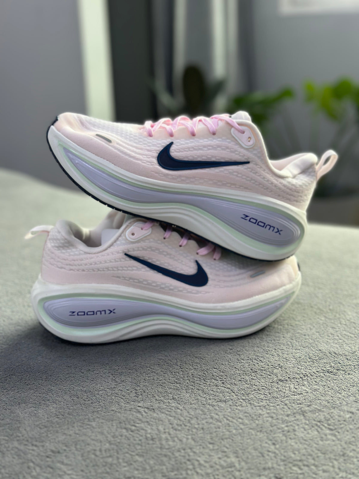 NIKE VOMERO PLUS