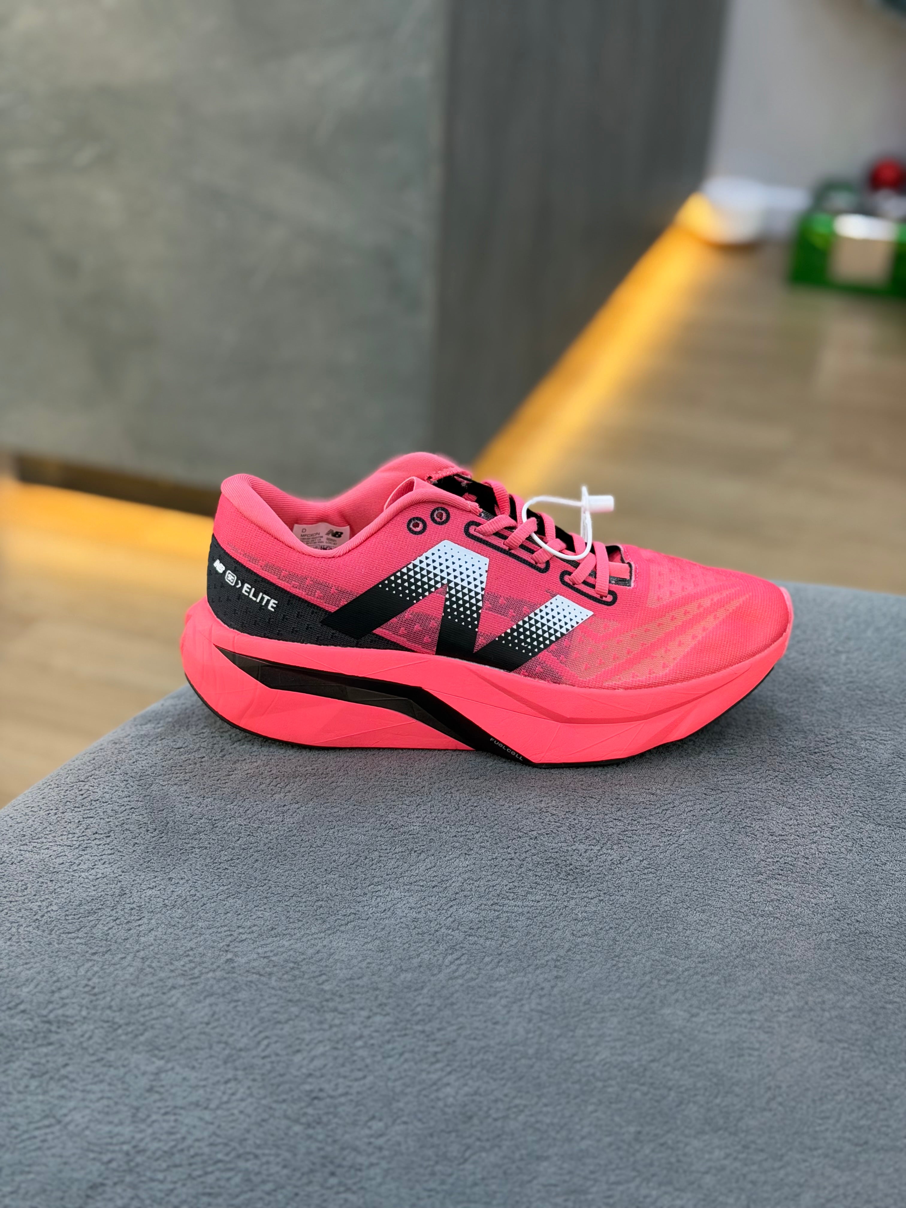 NEW BALANCE ELITE