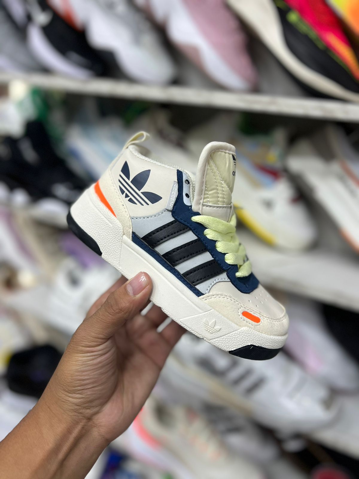 ADIDAS TOP TEN - NEGRO