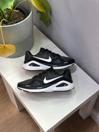 NIKE STRUCTURE