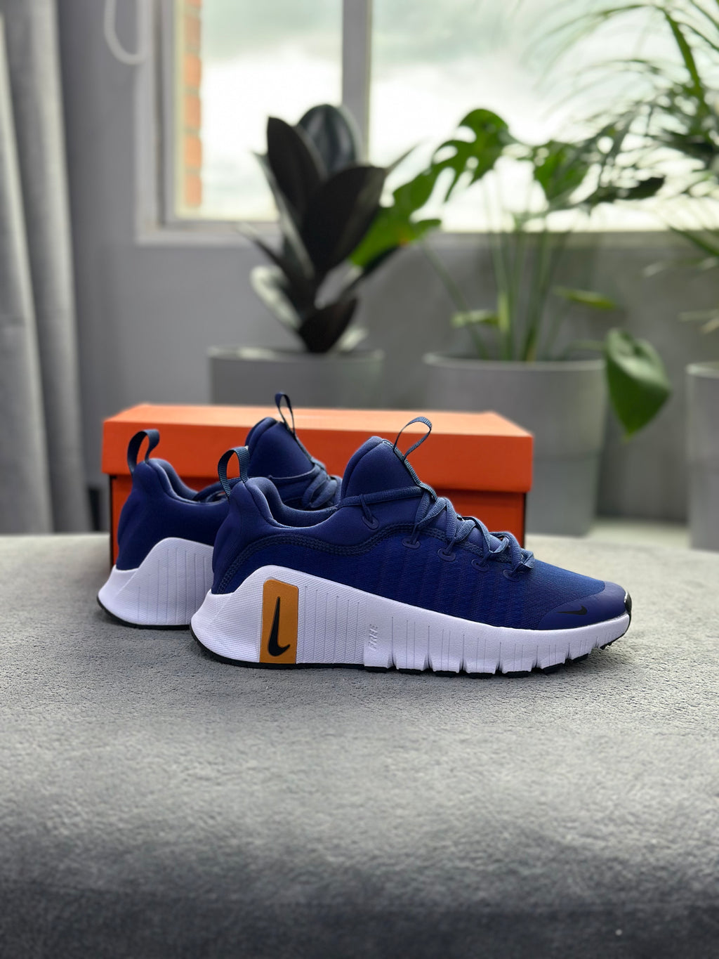 NIKE FREE METCON