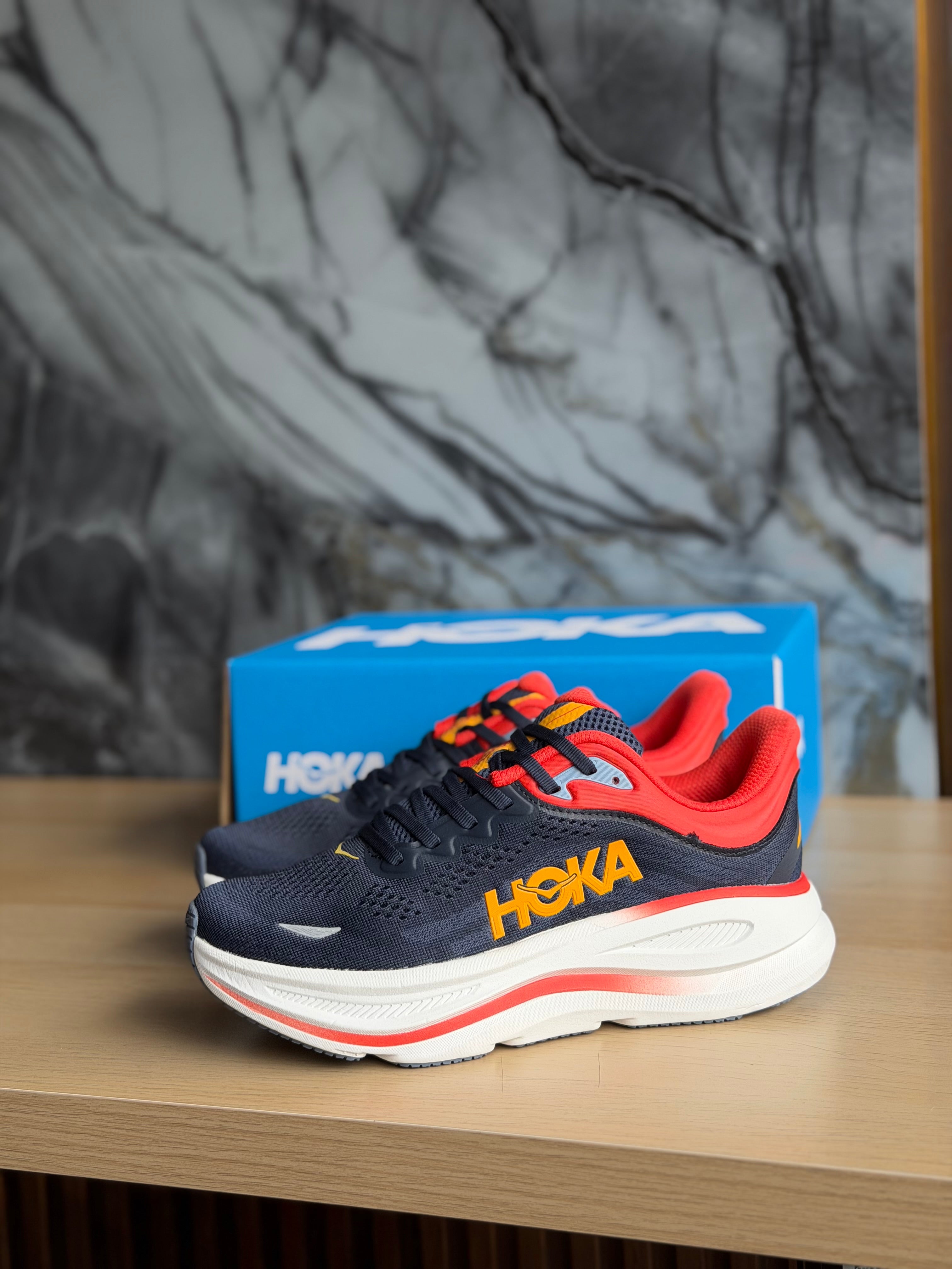 HOKA CLIFT