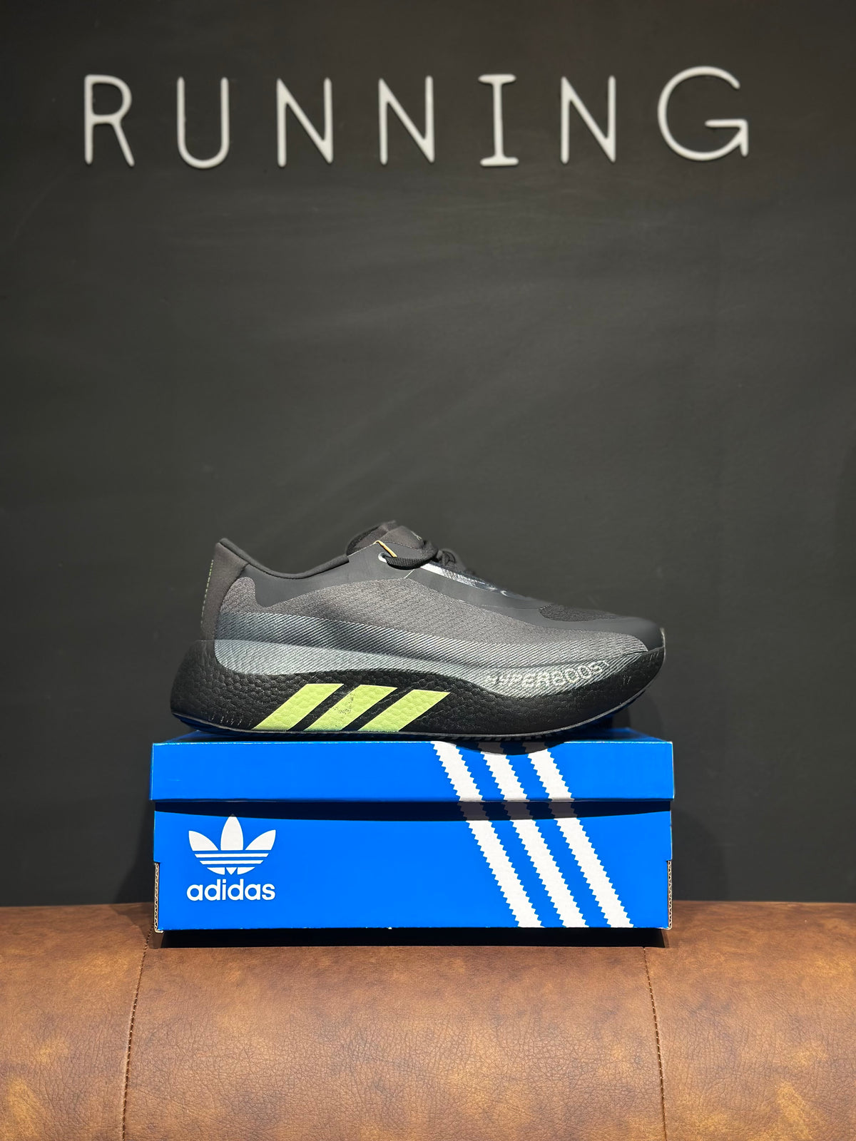 ADIDAS HYPERBOOST
