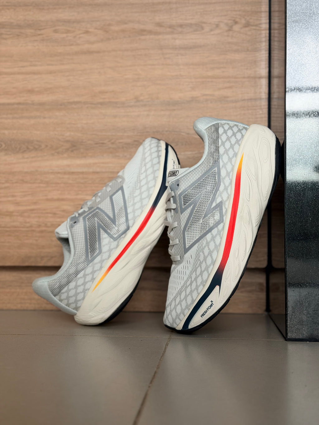 NB 1080 GRIS