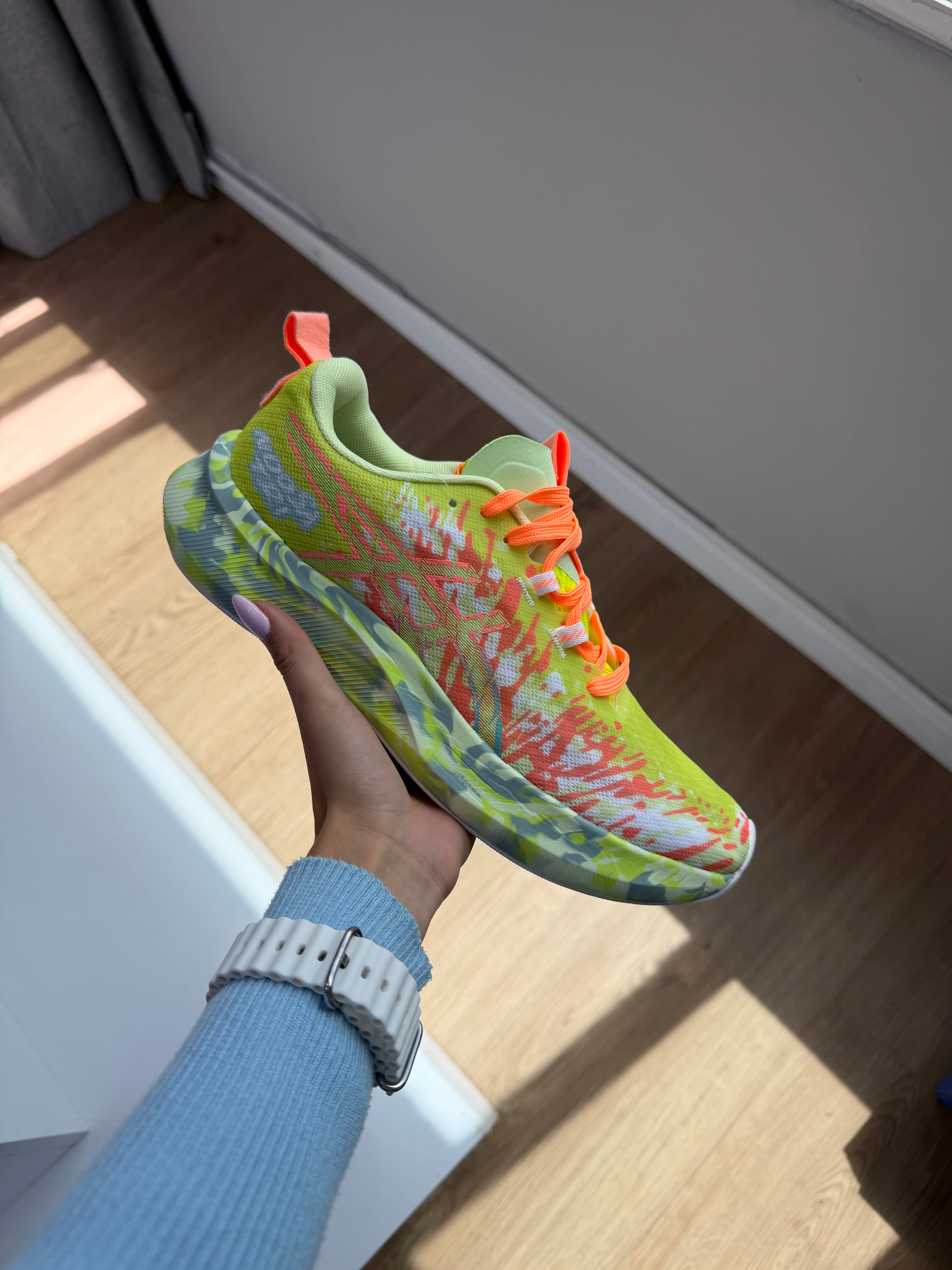 ASICS NOOSA