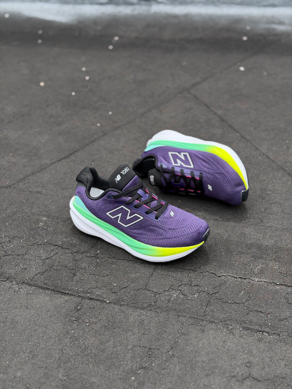 NEW BALANCE 880