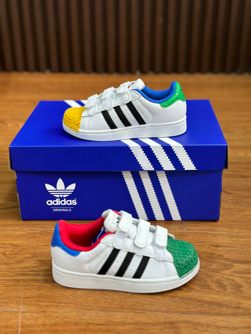ADIDAS SUPERSTAR LEGO