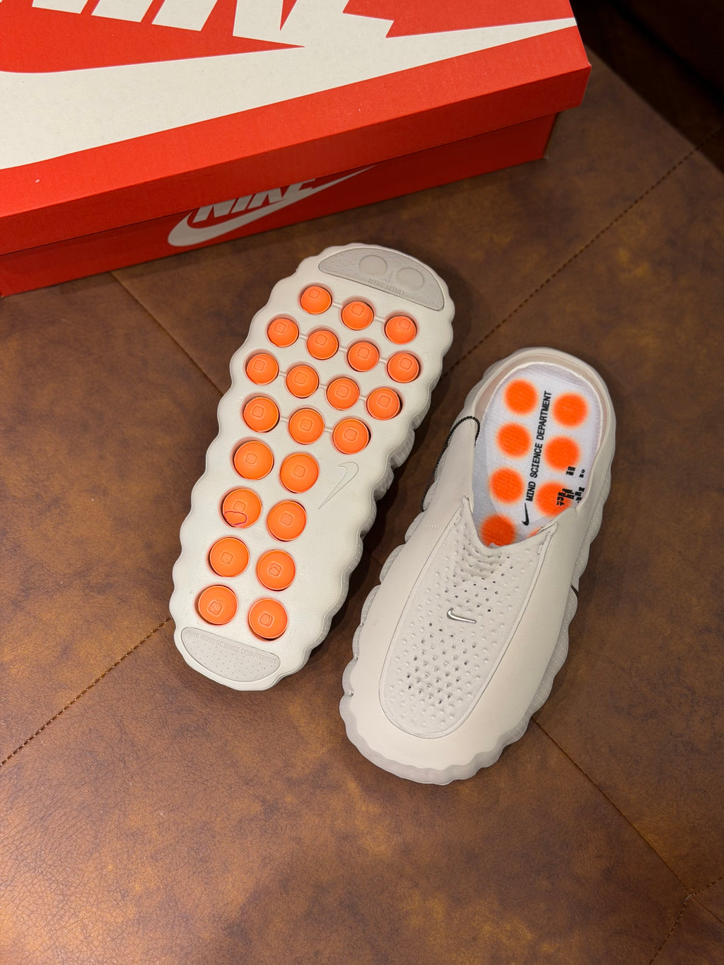 NIKE MIND