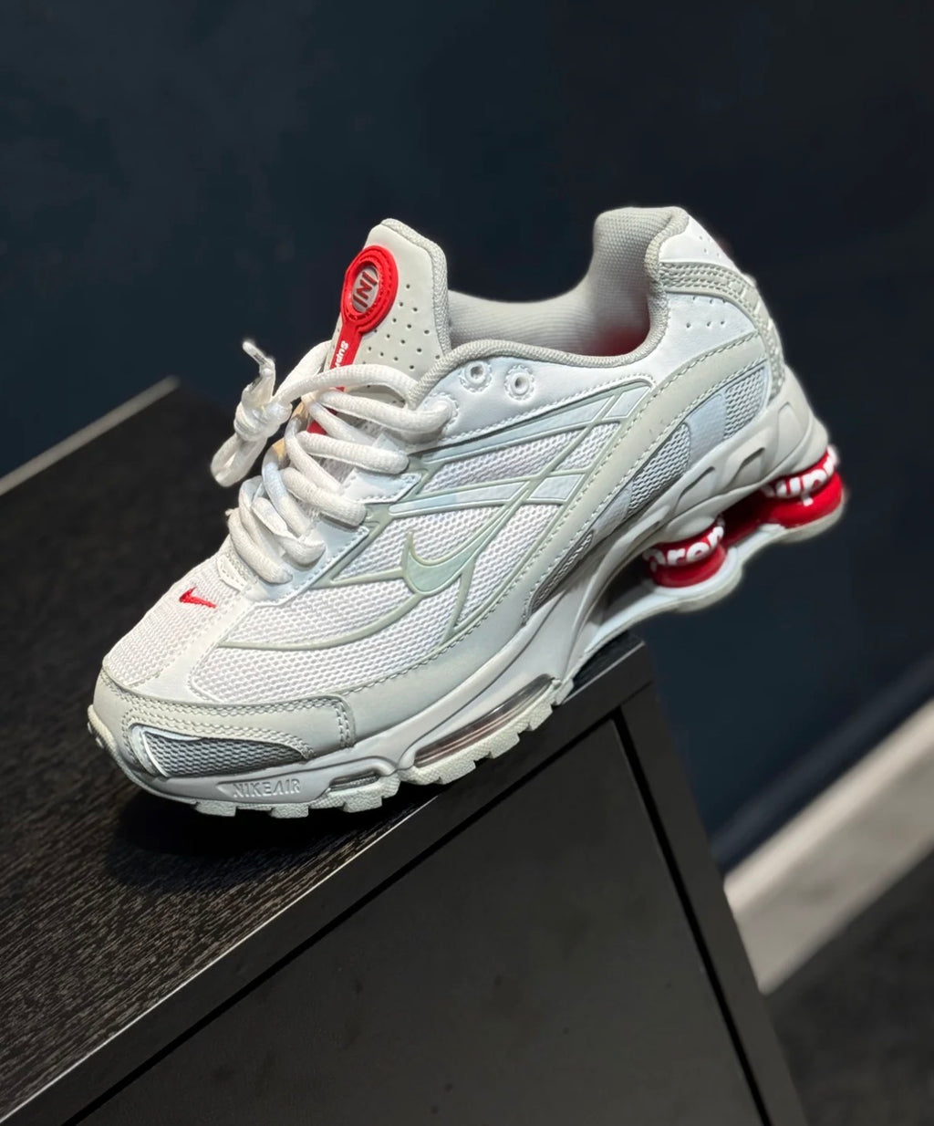 NIKE SHOX X SUPREME