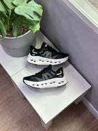 SKECHERS SLIP-INS MAX