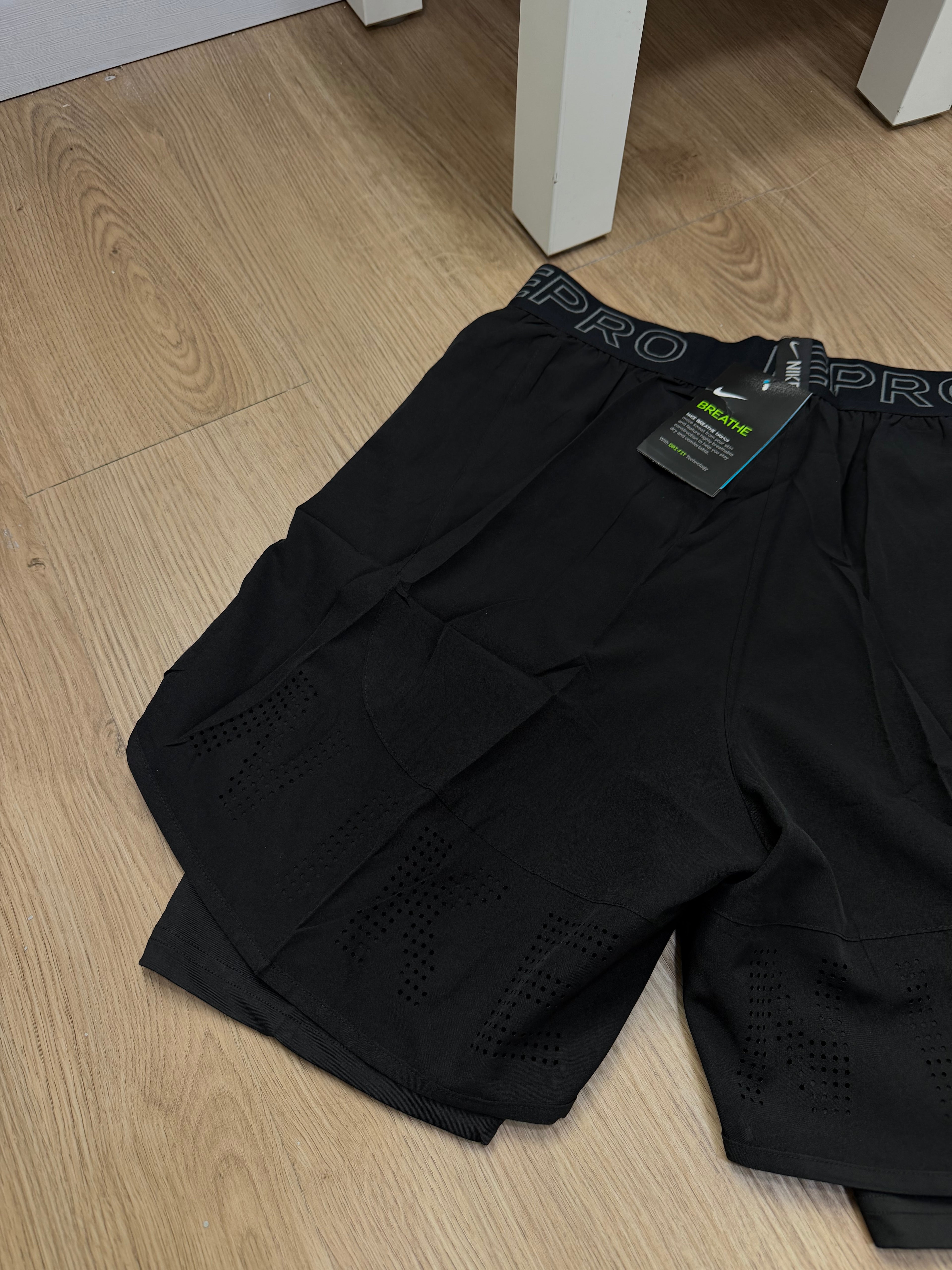 NIKE SHORT LICRA