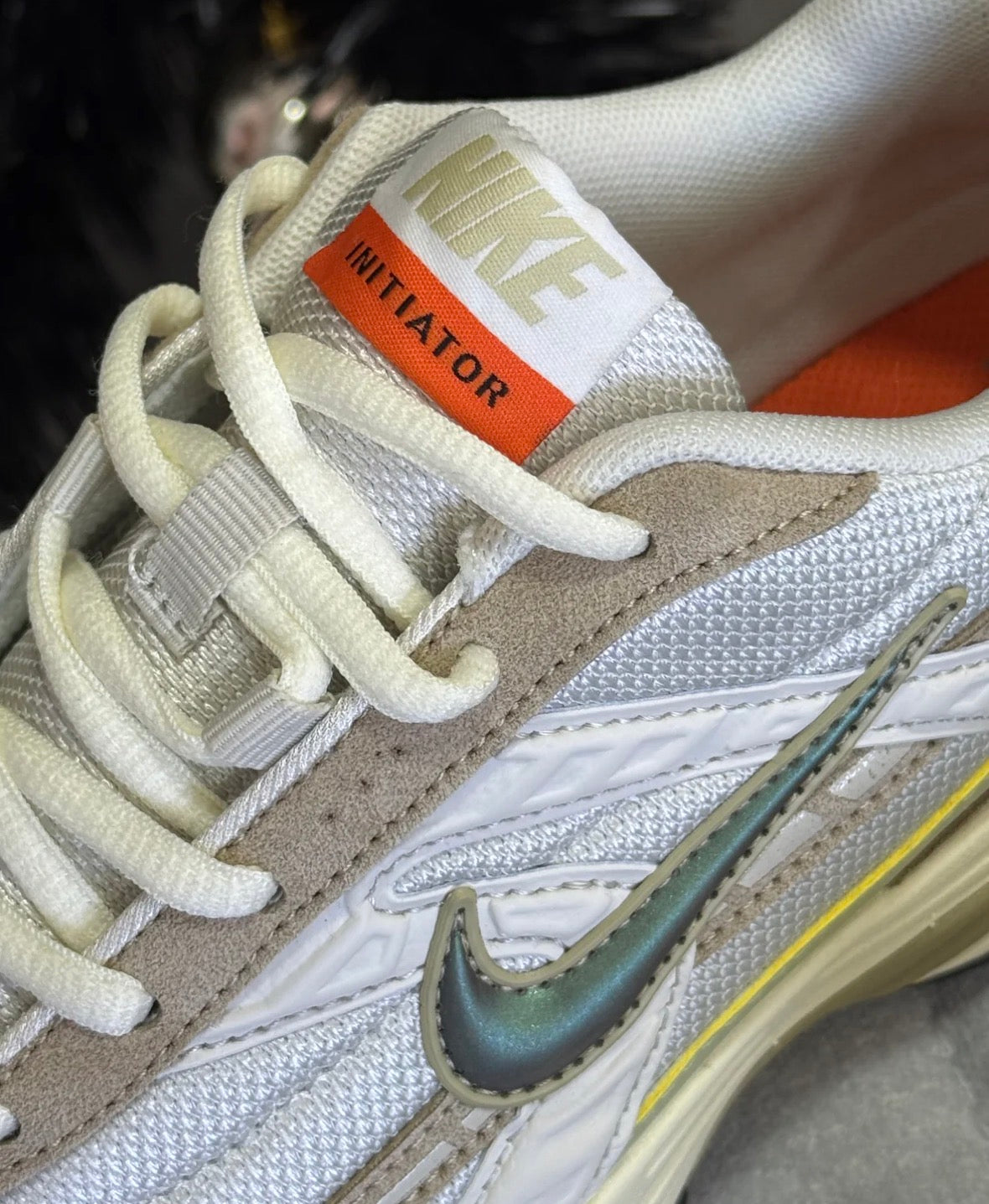 NIKE INITIATOR