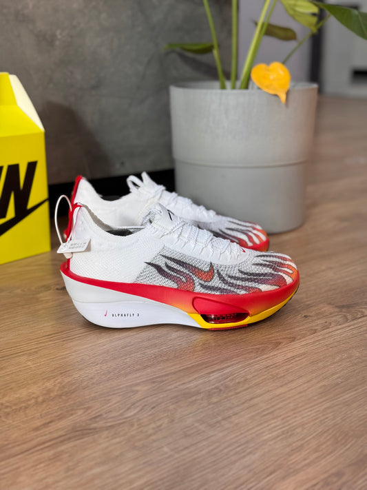 NIKE ALPHAFLY 3 RUNAWAY