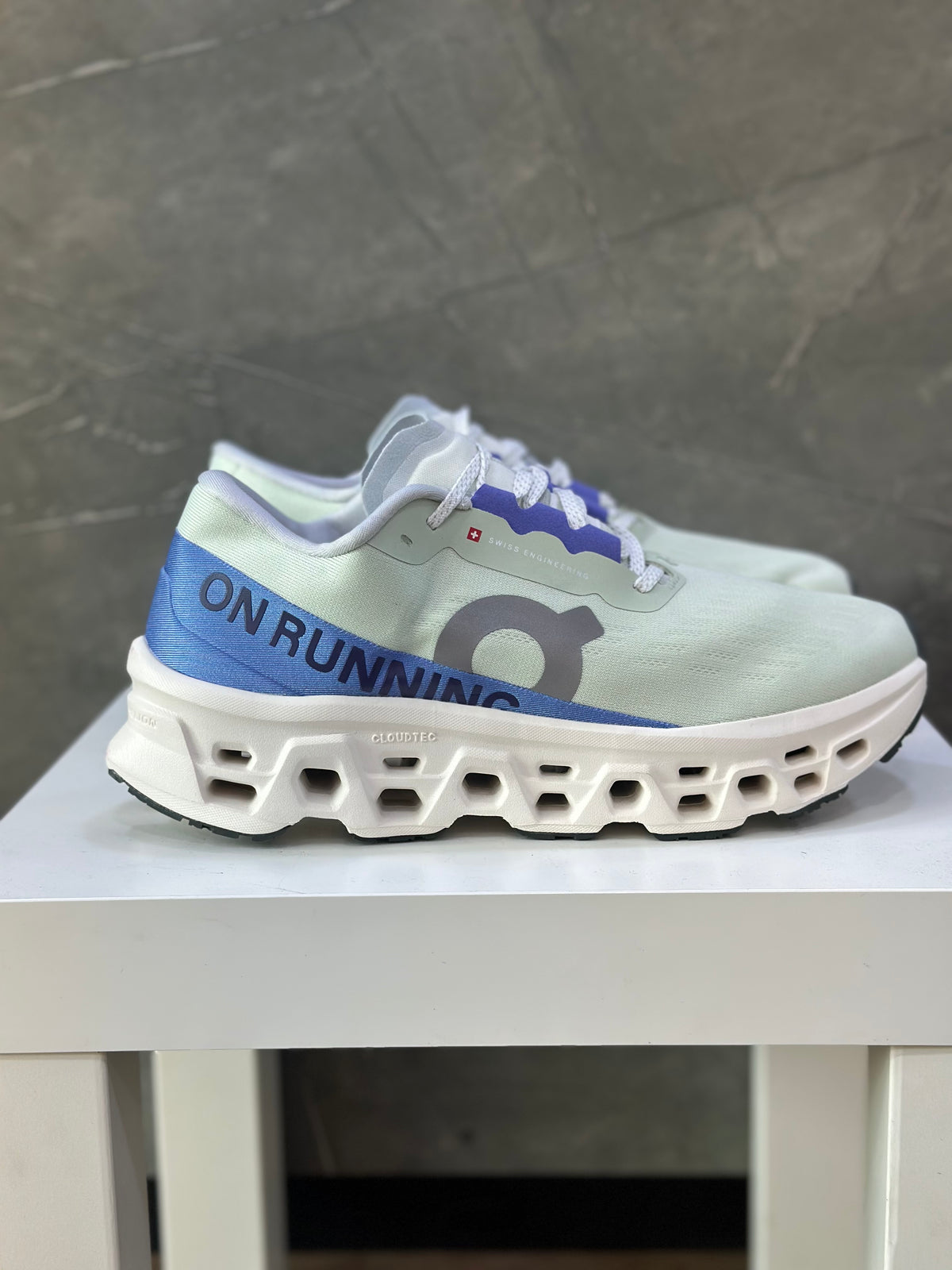 ON CLOUD MONSTER 3