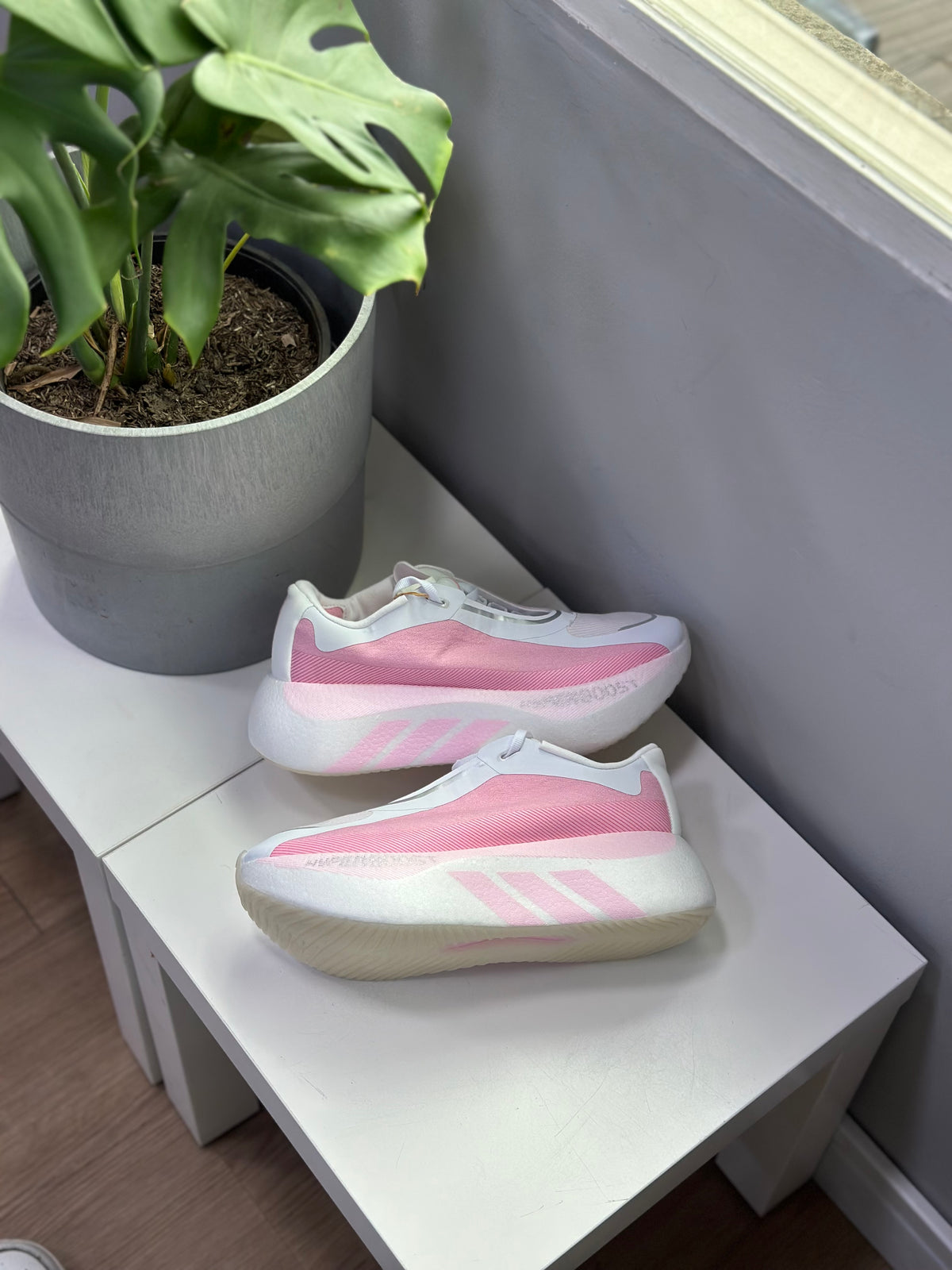 ADIDAS HYPERBOOST