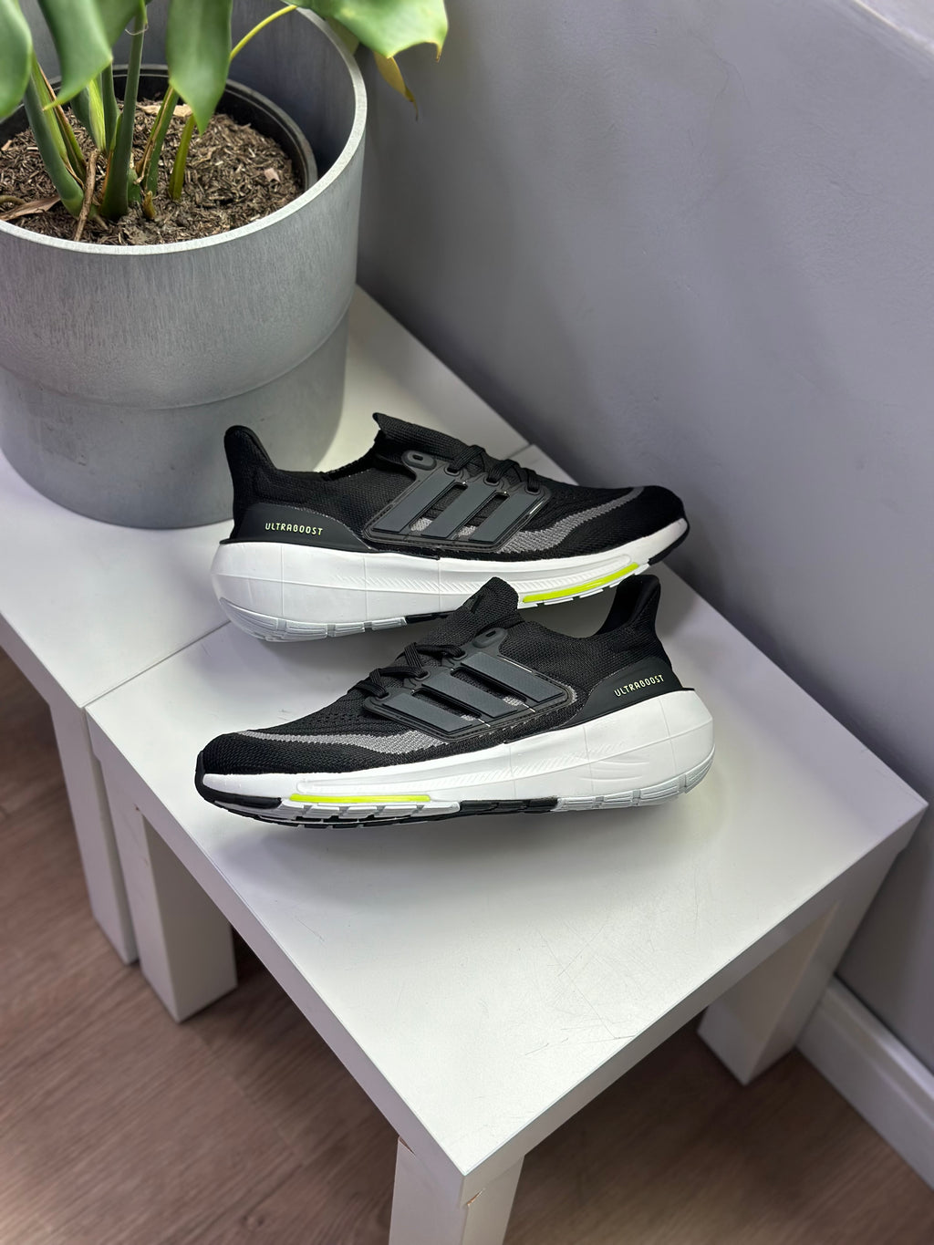 ADIDAS ULTRABOOST