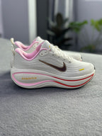 NIKE VOMERO PLUS