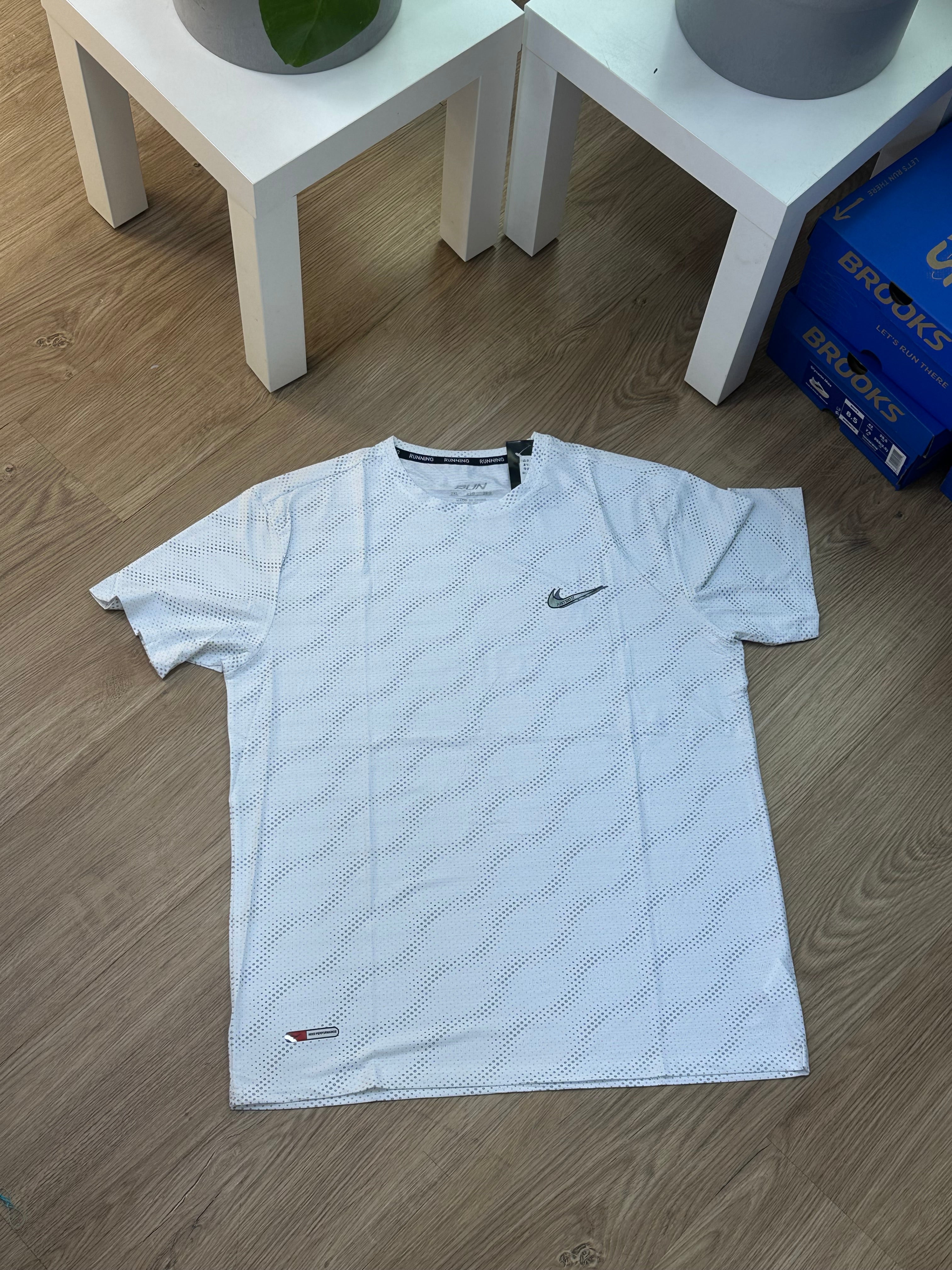 CAMISETA NIKE