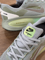 NIKE VOMERO 18
