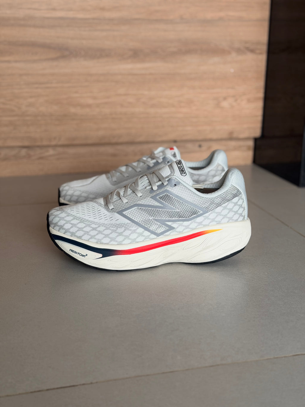 NB 1080 GRIS