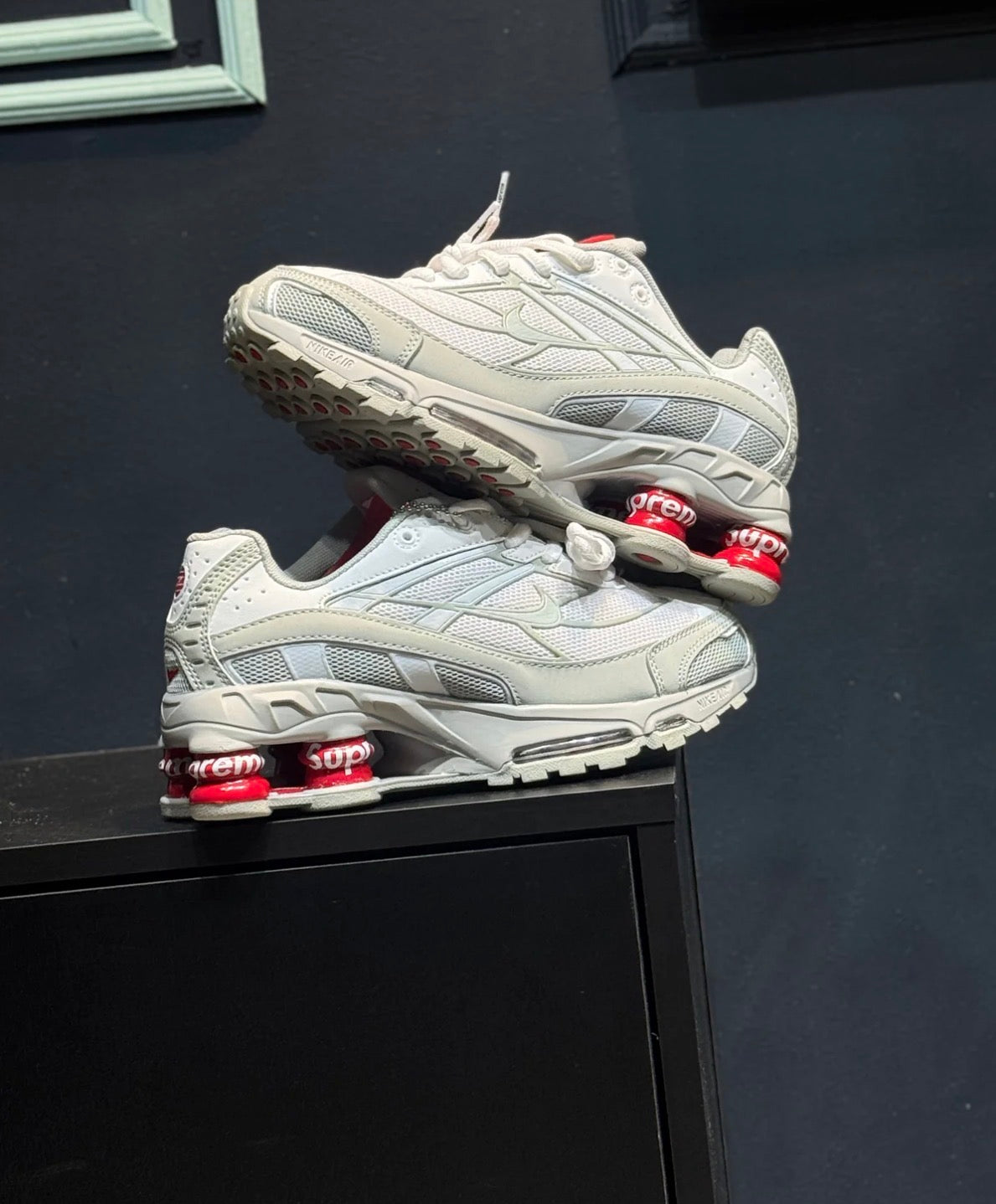 NIKE SHOX X SUPREME
