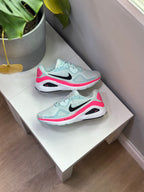 NIKE STRUCTURE