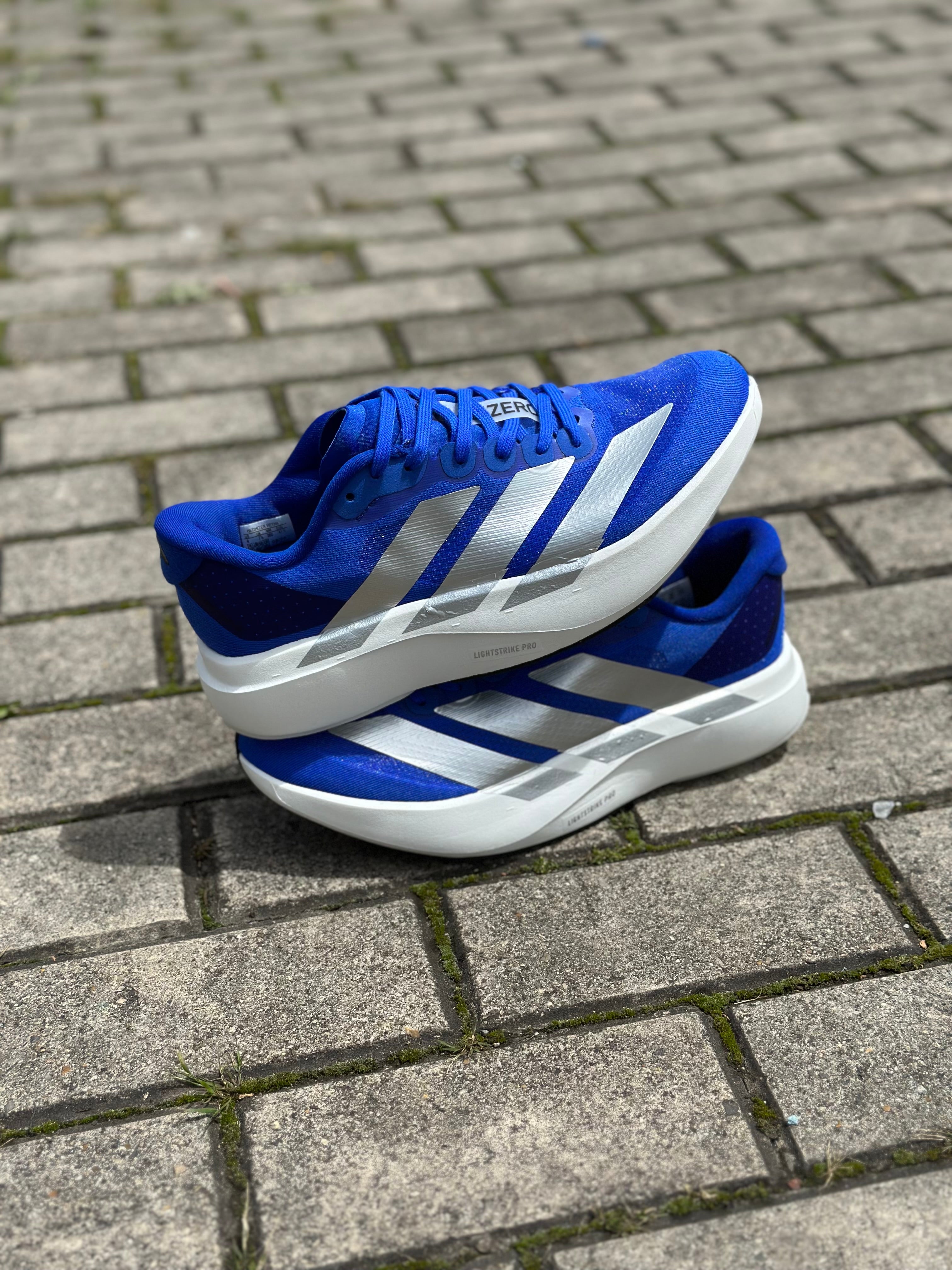 ADIZERO SL